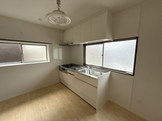 恵美酒戸建西のキッチン