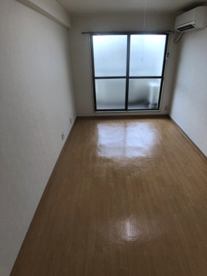 【洋室】 | メゾンUQ