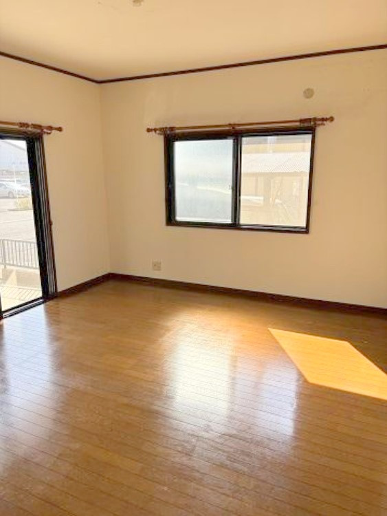 大安寺5丁目貸家の内装