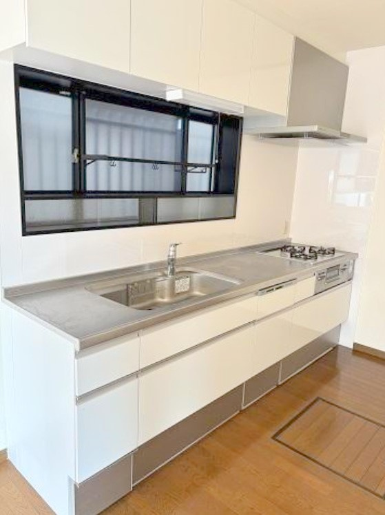 大安寺5丁目貸家のキッチン