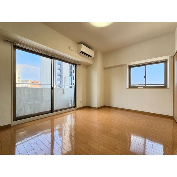 プロビデンス栄南の内装