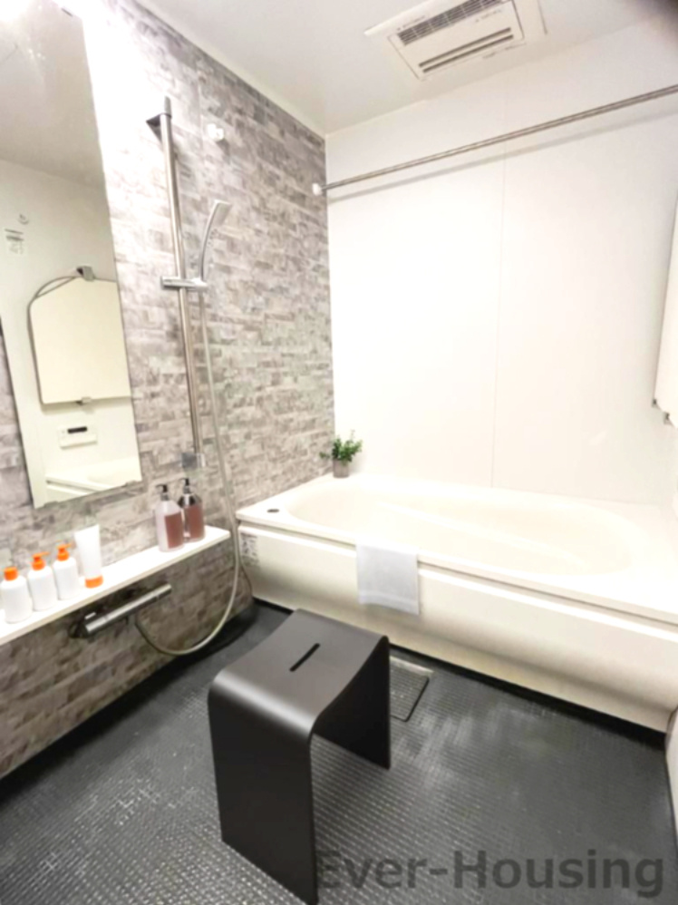 カーサ大泉学園の浴室