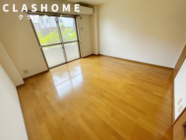 young　leaves　　刈谷市近郊の賃貸はクラスホームの居間・リビング|同物件の別部屋になります。