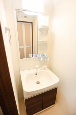 【独立洗面台】 | プルメリア江坂 | 清潔感のある洗面台