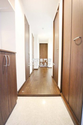 【玄関】 | プルメリア江坂 | 住まいの顔ともなる玄関