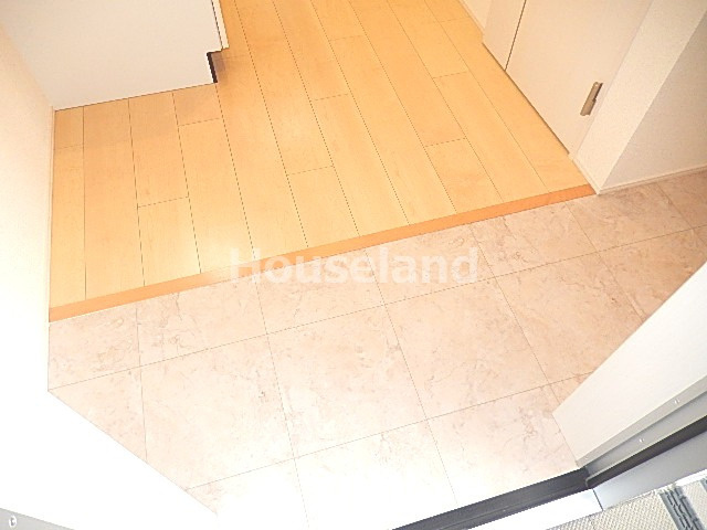 フジパレス黒田Ⅴ番館の玄関