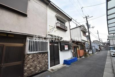 八尾市竹渕５丁目の一戸建ての外観