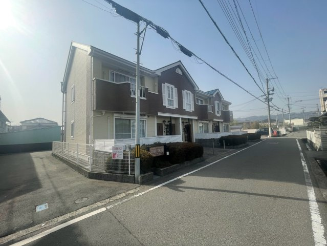 紀の川市一棟アパートガレージ付き