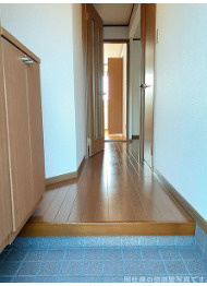 紀の川市一棟アパートガレージ付きの収納