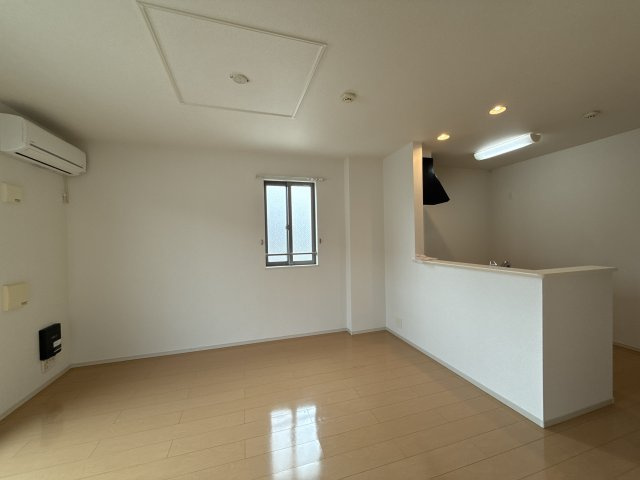 カレントコートⅠの居間・リビング