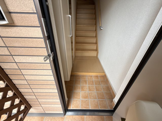 カレントコートⅠの玄関