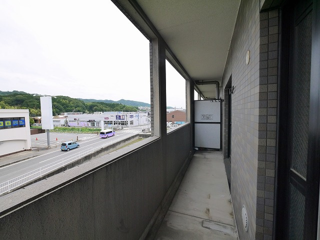 クール　ヴェルビュのバルコニー|落ち着いた時間を過ごせるバルコニーです