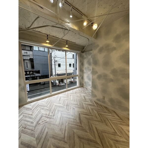 大阪市中央区南船場４丁目の店舗事務所の内装