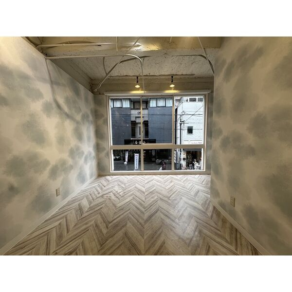 大阪市中央区南船場４丁目の店舗事務所の内装