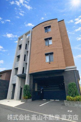 ブルーダイヤモンド中間