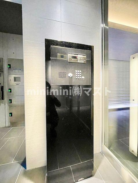 エスレジデンス阿波座ＷＥＳＴのエントランス