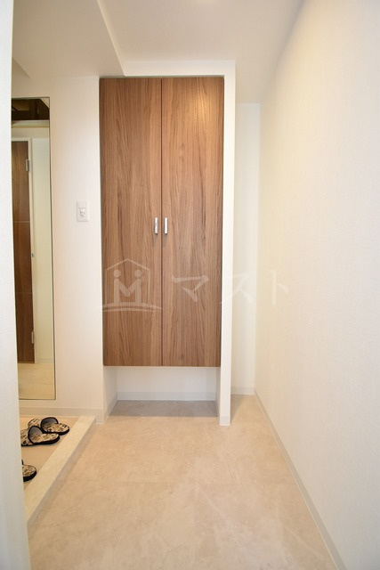 ラ・メゾンヴェール上町の玄関