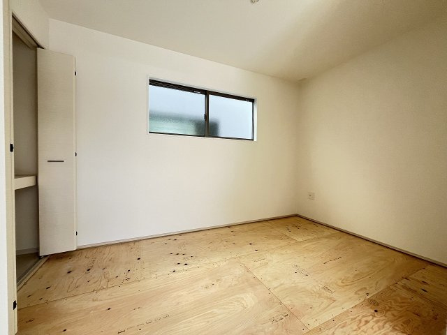 【和室】 | 春日市松ヶ丘3丁目1期　1号棟（全2棟）【仲介手数料無料・0円】 | 現地写真。1階和室です。