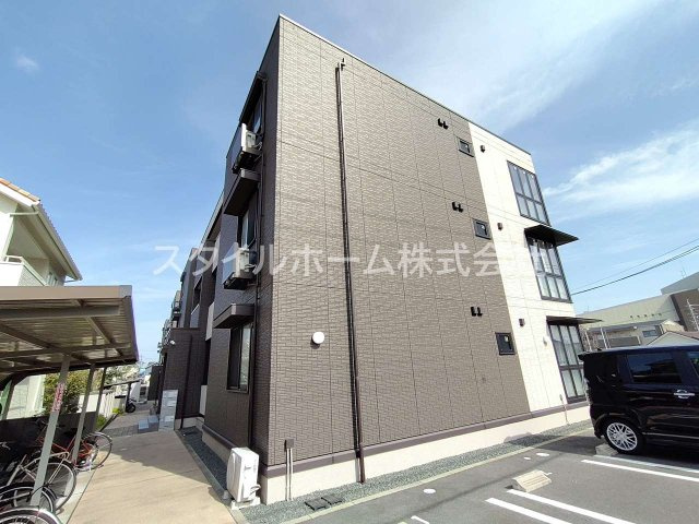 プランドールⅧ　B棟の外観