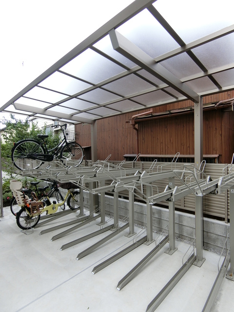 リ・リール宮前のその他共用部分|★屋根付きの駐輪ラック★
