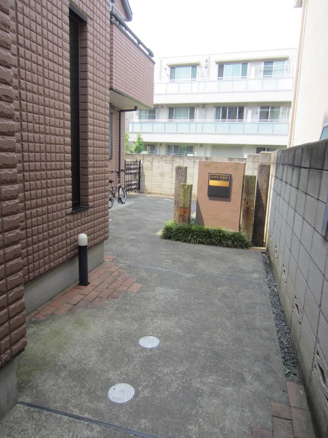 メゾン下北沢のその他共用部分|★敷地内駐輪スペース★