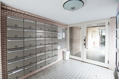 【エントランス】 | マリオン鶯谷第２