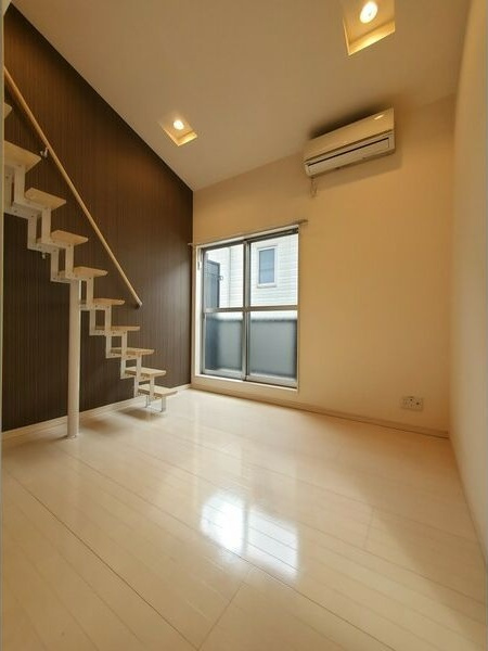 オーフォレストの内装