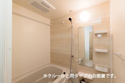 【浴室】 | 岸和田１丁目アパート | 落ち着いた空間のお風呂です