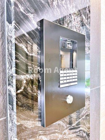 プレサンス上前津エレスタのエントランス