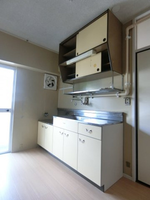 【キッチン】 | ビレッジハウス馬場1号棟 | 306の写真（間取反転タイプ：イメージ）