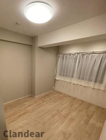 エイジングコート亀有の洋室|収納もしっかりと確保されているので、お部屋全体を広くお使いいただけます