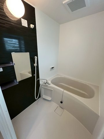 ハイツ７７の浴室|お風呂で日々の疲れを落としましょう