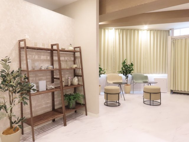 【内装】 | 新宿西口駅徒歩3分 共栄ビル 3階 20.53坪 エステサロン居抜き