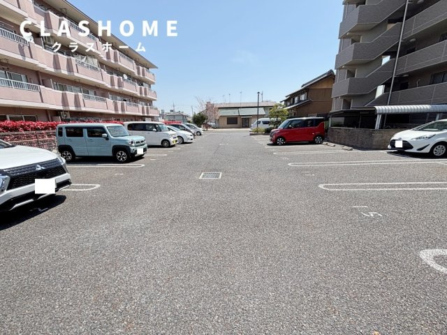 ベルデ東栄Ⅱ　　刈谷市近郊の賃貸はクラスホームの駐車場