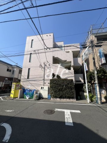 メルカード新高円寺のエントランス