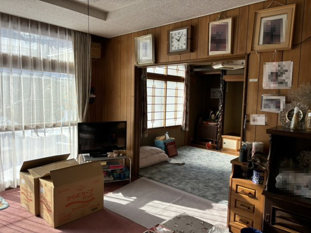 【居間・リビング】の画像