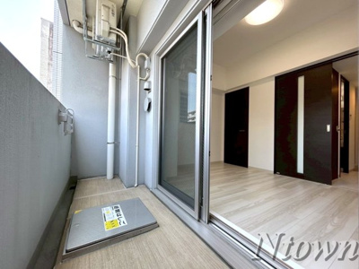 【バルコニー】 | エステムコート名古屋泉プラチナムゲート | 開放的で明るい空間を演出してくれるバルコニーです