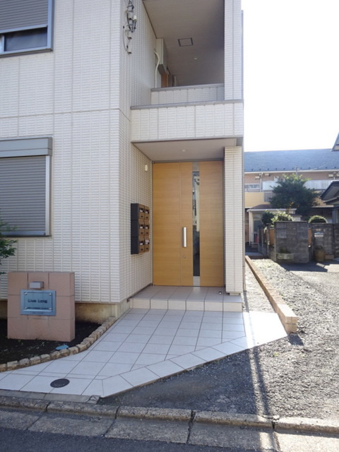 Live Longのエントランス|★オートロック付きエントランス★