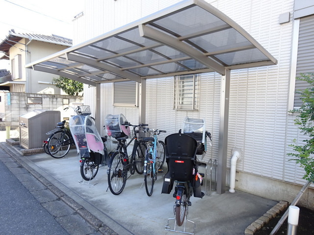 Live Longのその他共用部分|★屋根付き駐輪場★