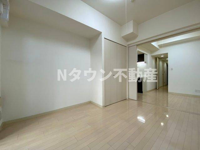 【寝室】 | エステムプラザ名古屋駅前プライムタワー | 落ち着いて過ごせるお部屋なので、寝室にいかがでしょうか