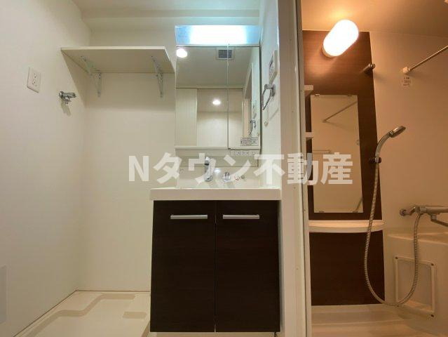 【独立洗面台】 | エステムプラザ名古屋駅前プライムタワー | 使いやすい独立洗面台です