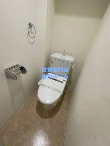 プロシード大阪NB3のトイレ|ゆったりとした空間のトイレです