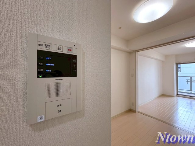 【セキュリティ】 | エステムプラザ名古屋駅前プライムタワー | モニター付きインターフォンです。