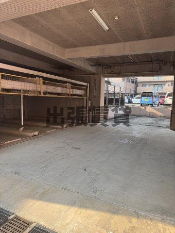 仲介手数料０円！キャッスル若宮の駐車場