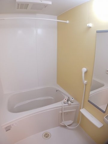 プラシード・ユダの浴室