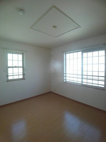 プラシード・ユダのその他