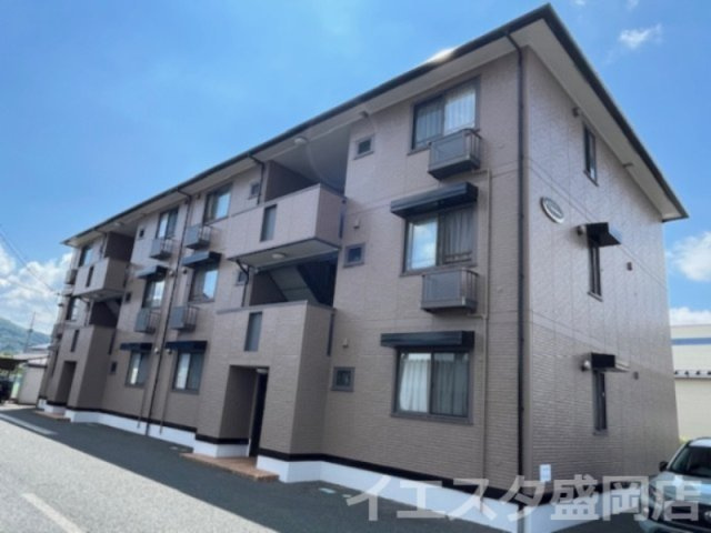 Y'Sレジデンスの外観