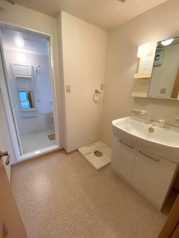 Y'Sレジデンスの洗面所