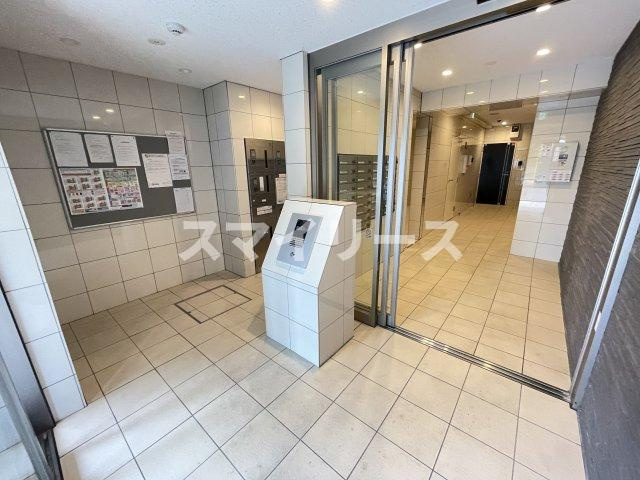 ラフィネ柏のエントランス