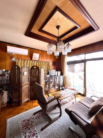 旭が丘251売家の洋室